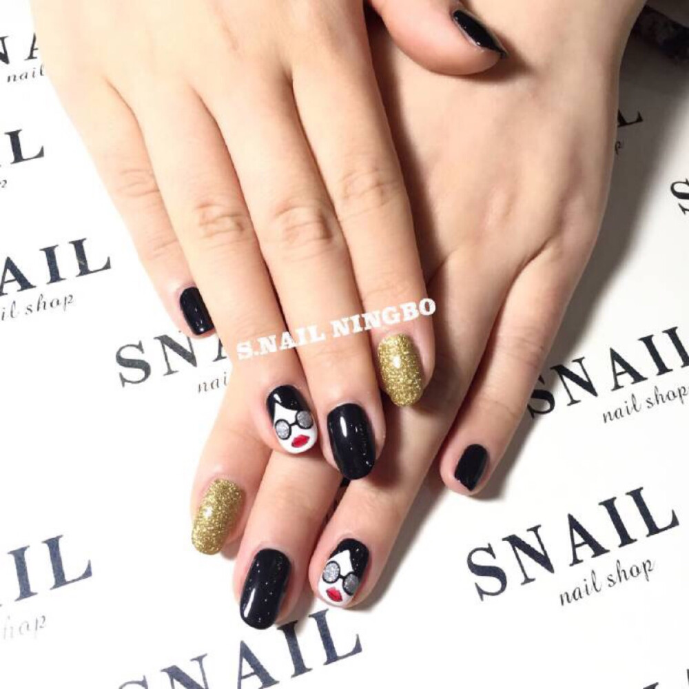 nail