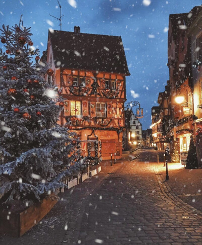 电影里的场景也不过如此吧——布拉格