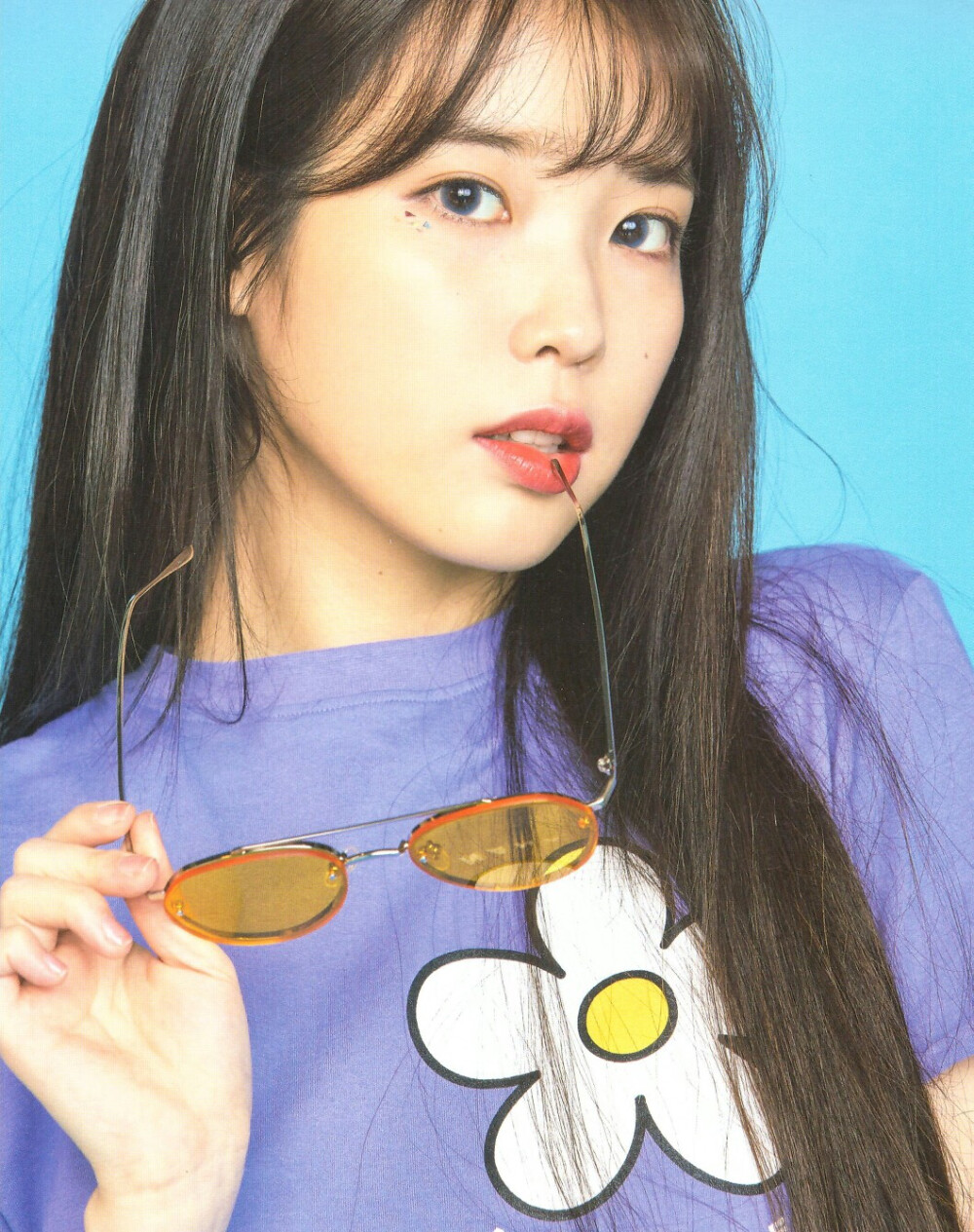 IU 李知恩 cr.jieuninus 