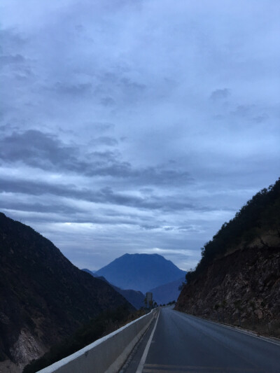 泸沽湖路上