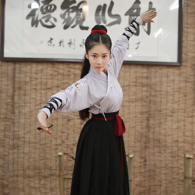 蓝黑劲装·交领襦裙#重回汉唐