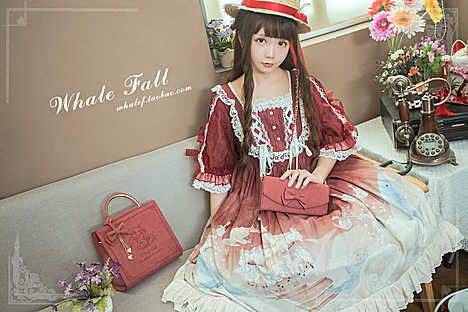 http://shop.m.taobao.com/shop/shop_index.htm?shop_id=57117395