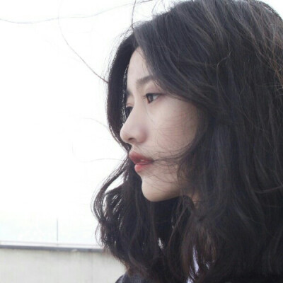 轻洌啊＜女＞
