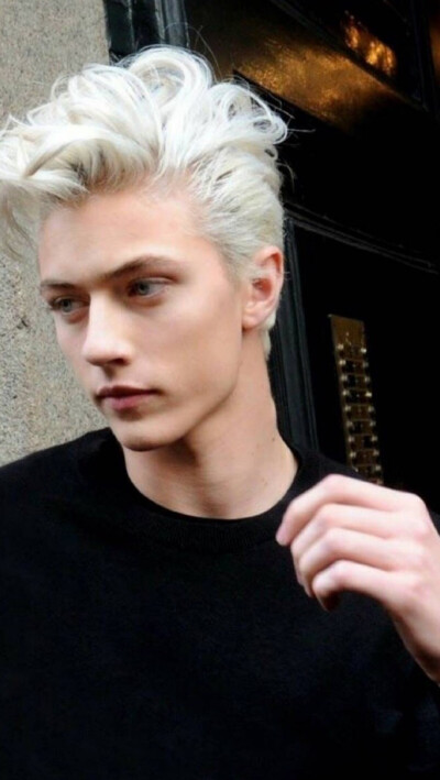 Lucky Blue Smith