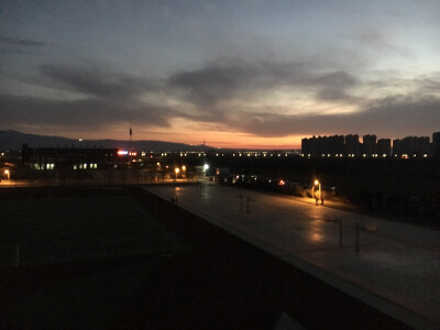 夕阳 学校