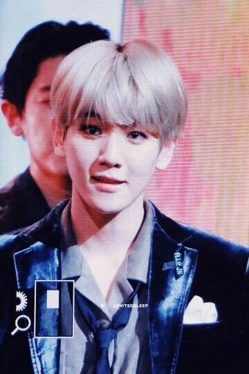 #和exo一起走奖杯路# .#边伯贤# 171229 KBS歌谣大祝祭【预览】cr：overflow0506/LIMITEDSLEEP ​​​​