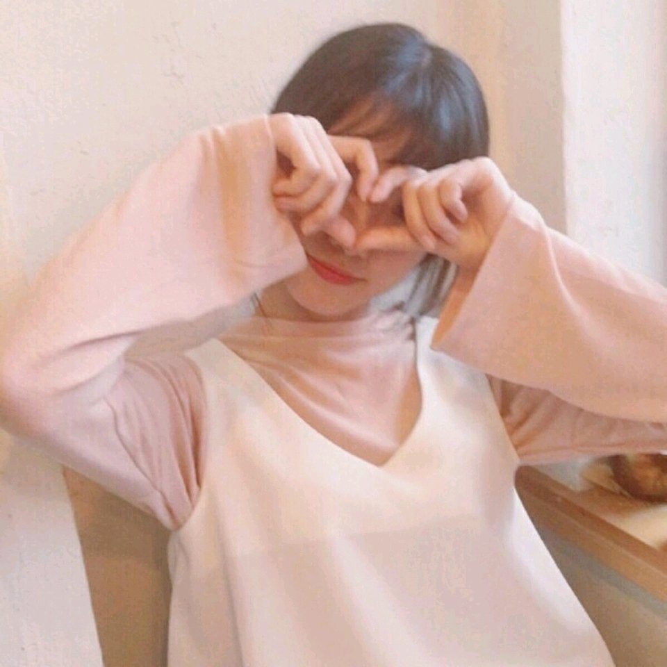 劣质爱情._by女神。