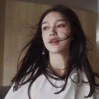 劣质爱情._by女神。