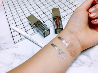 #Stila# 眼影蜜，超级超级超级闪！蹦迪神器！哈哈哈～ 色号Diamond Dust 