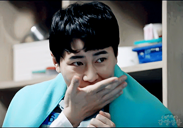 小迷糊式比心机智的监狱生活67676767