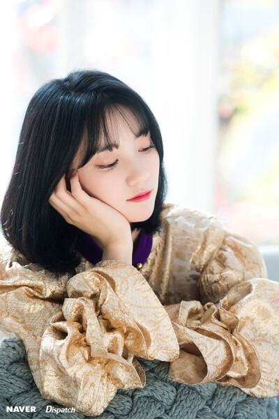 OH MY GIRL 裴有彬