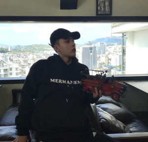 半身头像 男生头像 韩系 中系 混搭 气质 个性 男神 黑白 季懿苏の