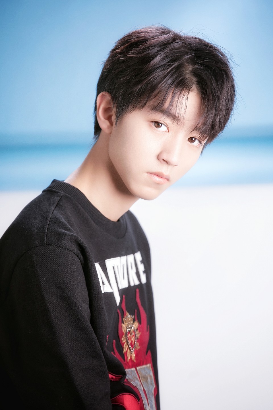 王俊凯 乐鱼视频写真 - 高清图片,堆糖,美图壁纸兴趣社区