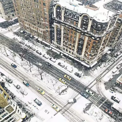 大雪纷飞