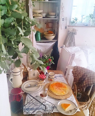 一间可爱的乡间农舍。 搜罗网