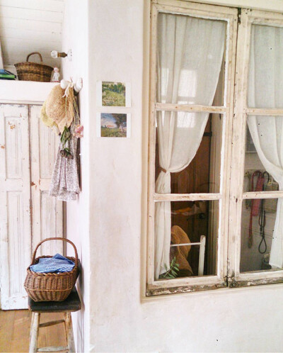 一间可爱的乡间农舍。 搜罗网