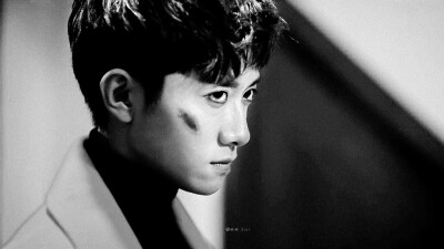 暴力人格崔皓月。