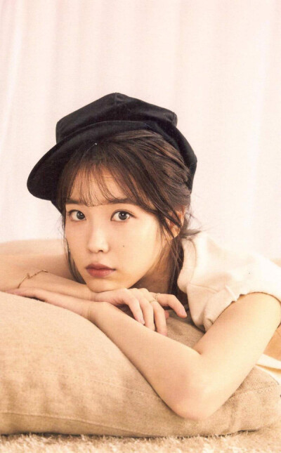 IU (饭制 侵删❥)