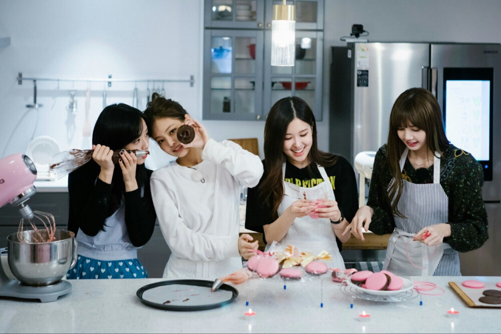 BLACKPINK House