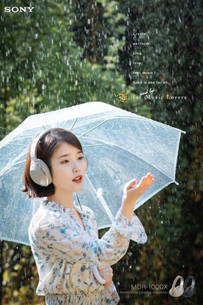 李知恩（IU），1993年5月16日出生于韩国首尔，韩国女歌手、演员、主持人。2008年，在音乐节目《M! Countdown》中以一首《迷儿》正式出道。2011年，凭借歌曲《好日子》在韩国走红，并发行专辑《Last Fantasy》；同年…