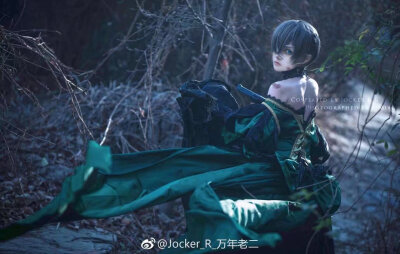 #黑执事##COSPLAY#
绿之魔女.
【少爷CN：Jocker_R_万年老二
摄影：@阿喵_帅不过三秒 @中二期的小白】