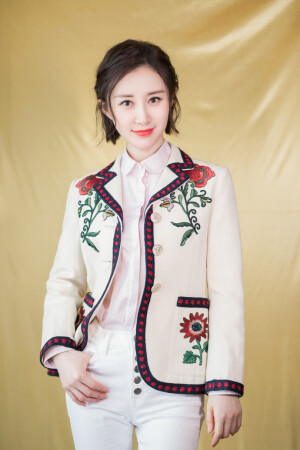 明星服饰