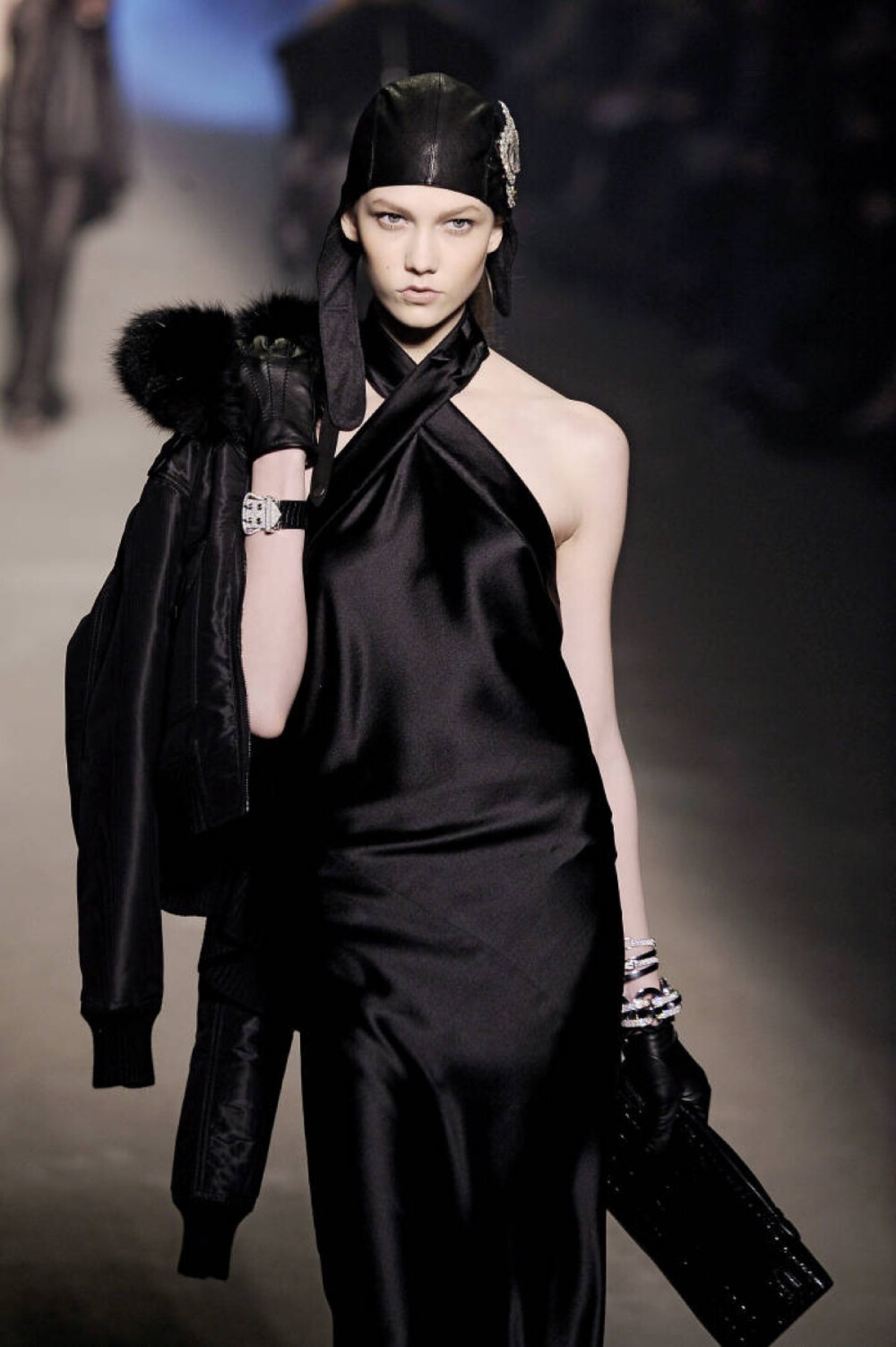 #KarlieKloss##晚安Karlie# RUNWAY | 2009 F/W READY-TO-WEAR HERMÈS PART 1 ​​​