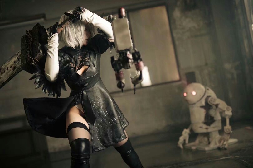 #尼尔·机械纪元##COSPLAY#
【コス】共存 共生
【2B CN：百迦
摄影：@TkmemoCom】