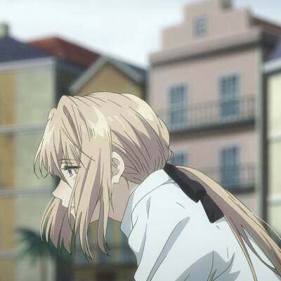 紫罗兰永恒花园
自截 有的弄了滤镜