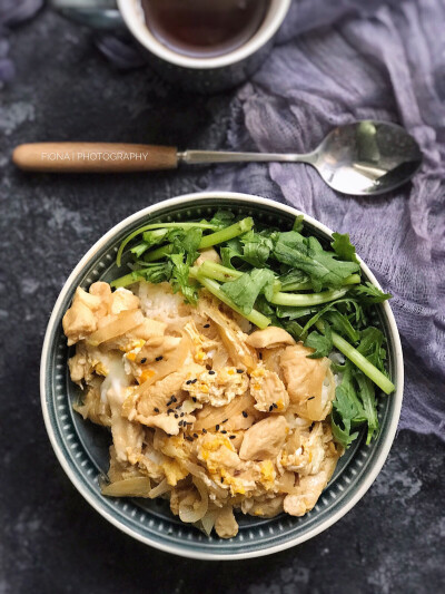 20180118早！今日吃 亲子丼➕玫瑰红茶☕️ #每日两人份早餐ByFiona# #Fiona的小厨房#