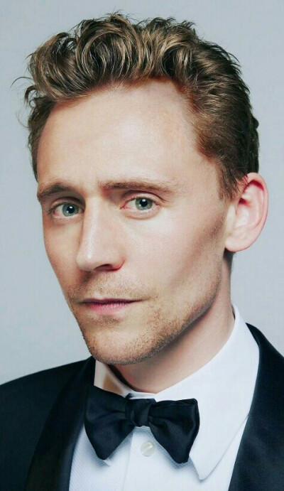 Tom Hiddleston 抖森