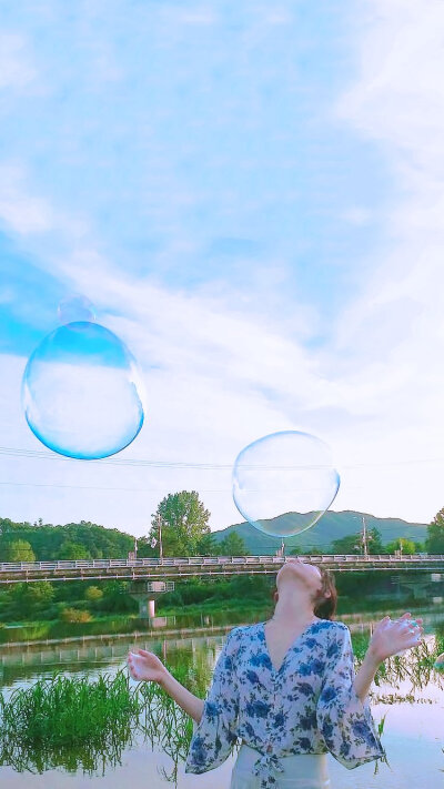  天空 蓝色 唯美 壁纸 动漫 海浪 