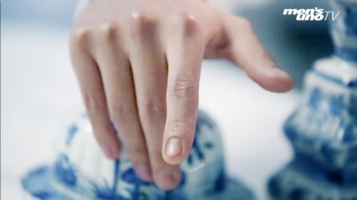 #崔胜铉# 手 ​​​​​​​我们哥哥的手真是非常苏了