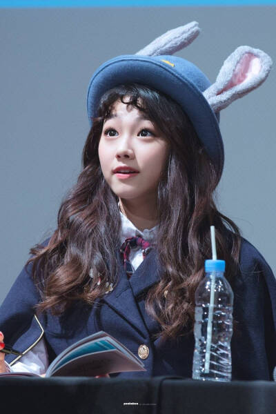 康美娜 I.O.I gugudan