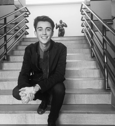 Greyson chance❤
