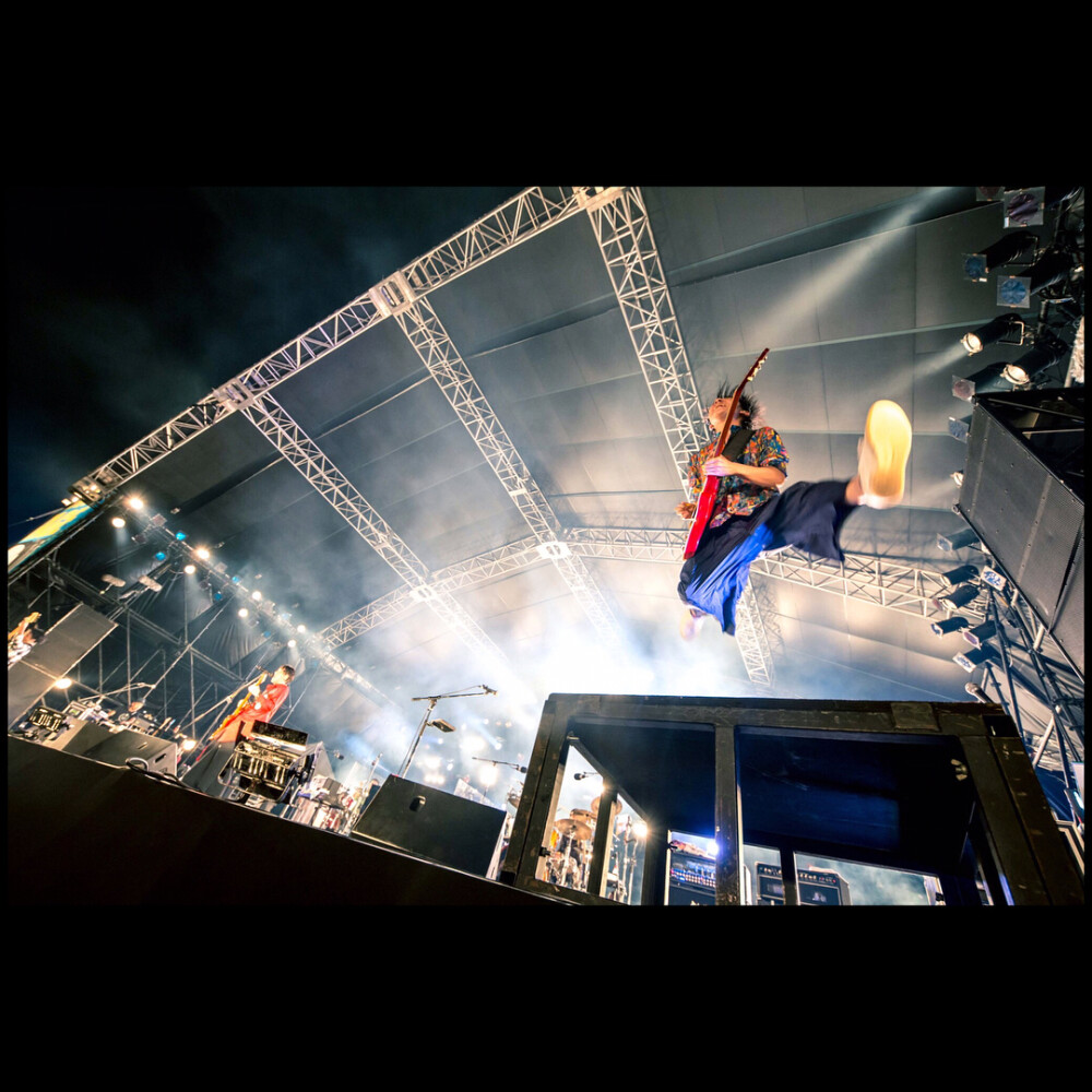 RADWIMPS，fly~