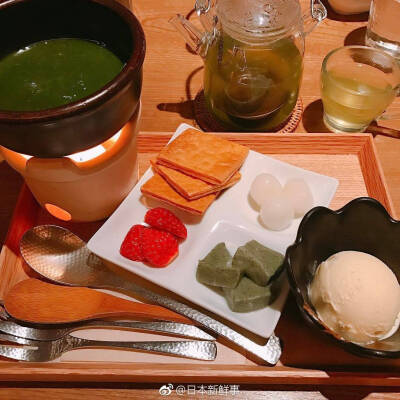 日本•和风日志
新宿神乐坂「茶寮」的抹茶巧克力火锅，不是抹茶控看着都好想吃好吗~
by：日本新鲜事