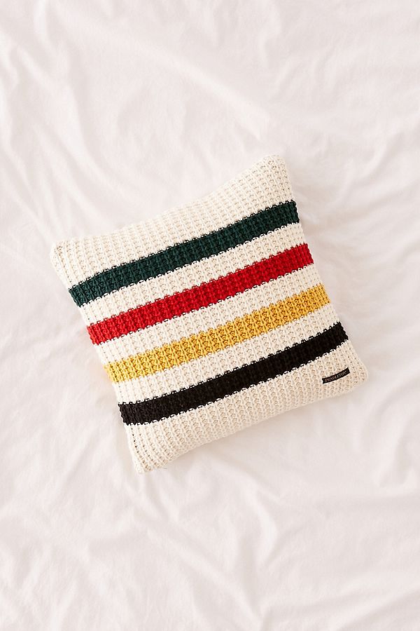 Slide View: 1: Pendleton Glacier Park Knit Throw Pillow