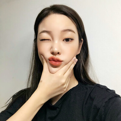 头像. 【关注☞ 髙雨軒°】