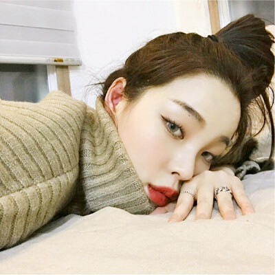 头像. 【关注☞ 髙雨軒°】