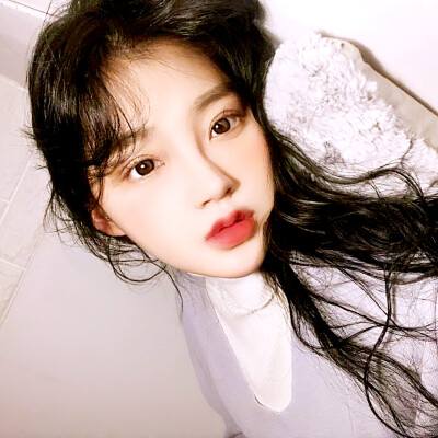 头像. 【关注☞ 髙雨軒°】