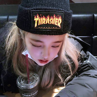 头像. 【关注☞ 髙雨軒°】