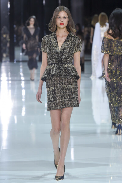 Ralph & Russo 于巴黎高定时装周发布2018春夏高定系列