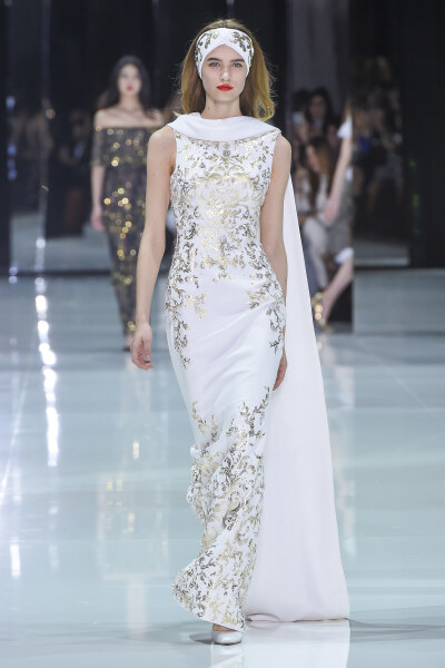 Ralph & Russo 于巴黎高定时装周发布2018春夏高定系列