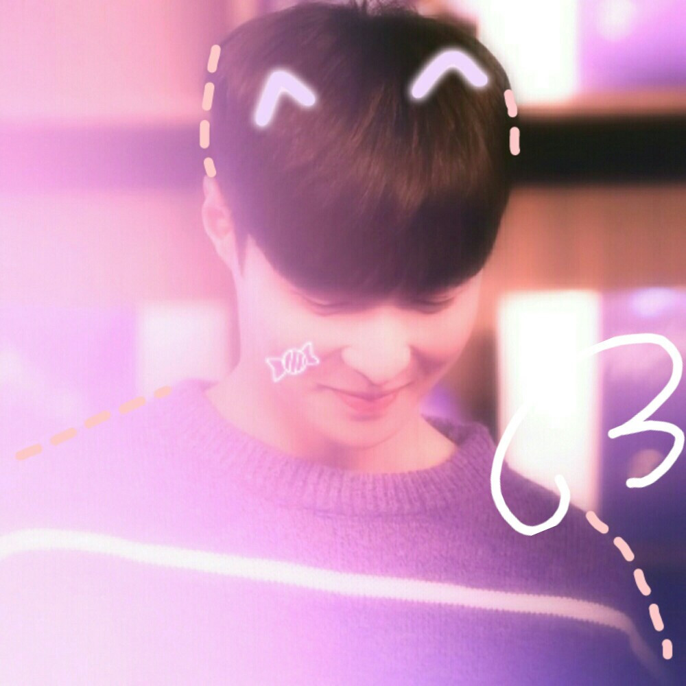  < 张艺兴>头像，紫色妙卡巧克力，自截调/喜欢收藏，抱图点赞.禁二改.二传，标明出处/by江娱
