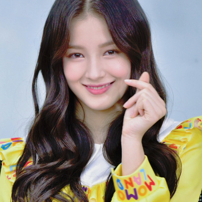 李承利 nancy momoland 爱豆头像79