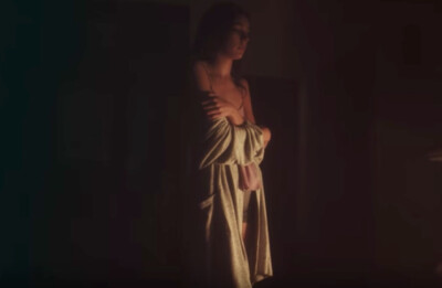 _Scared to be lonely. Dua Lipa