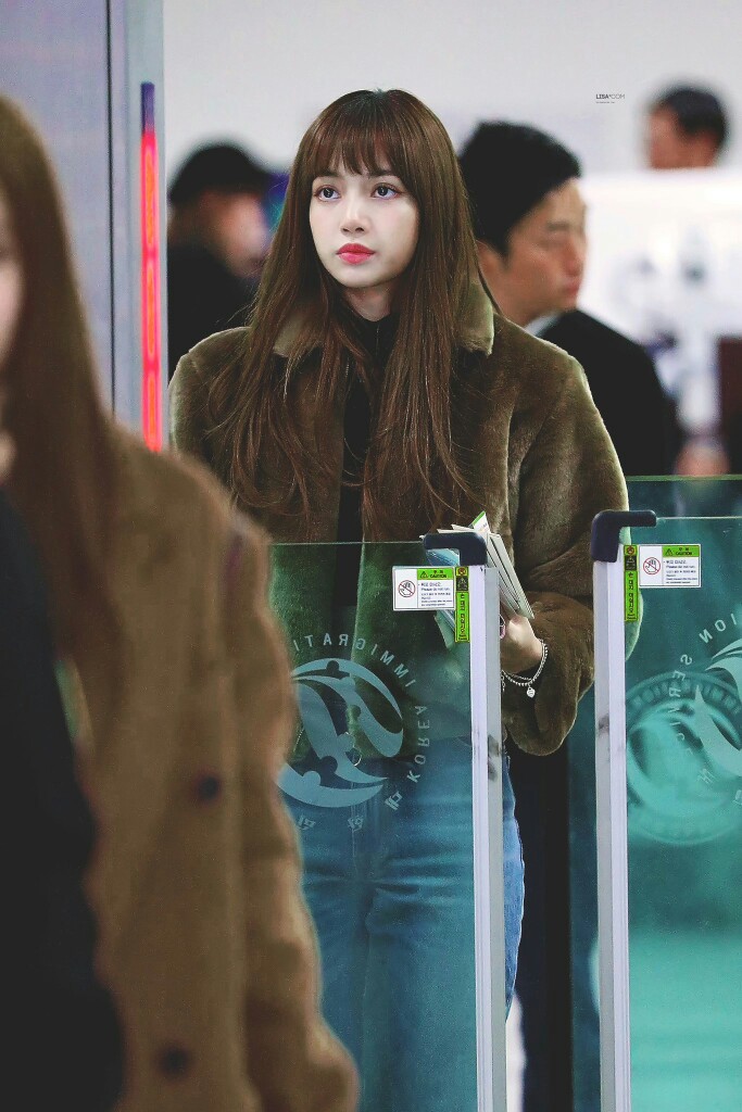 BLACKPINK LISA