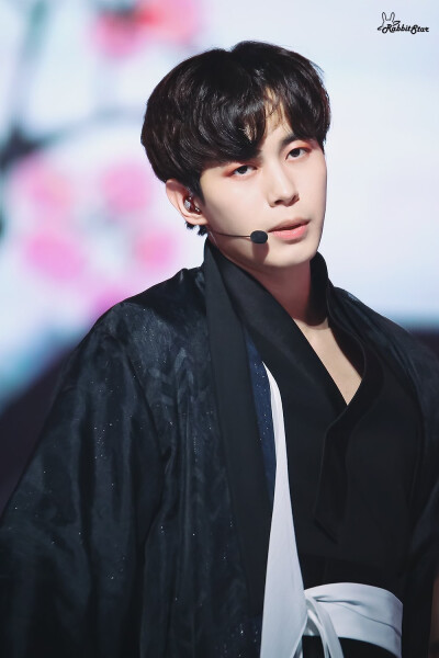 Vixx 李弘彬