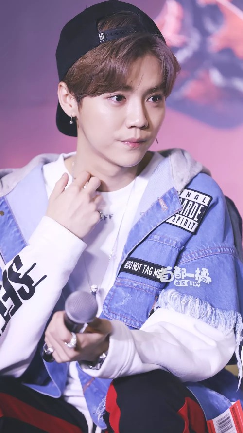 180123 热血街舞团群访 鹿晗-LuHan